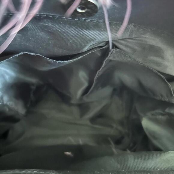 🦩 Black Flamingo Tote Bag with Pink Feather Trim – Retro Y2K Vibes - Picture 3 of 5